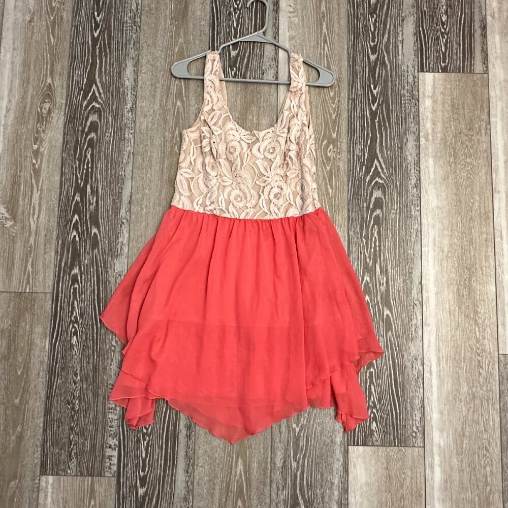 Accidentally in Love Sz 13 So Cute Dress Lace & Layers of Coral Chiffon